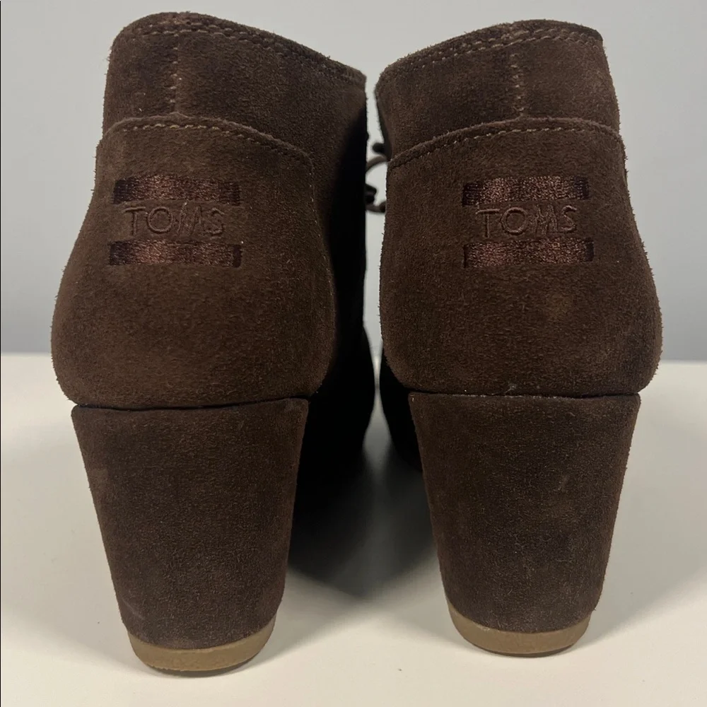 Toms Women's Chocolate Brown Suede Wedge Boots‎ Comfortable Shoes Size 9.5
